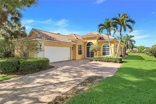28032 Eagle Ray Ct, Bonita Springs, FL 34135 - Photo 4