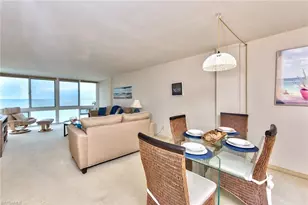 2121 Gulfshore Blvd N, Naples, FL 34102 - Photo 4