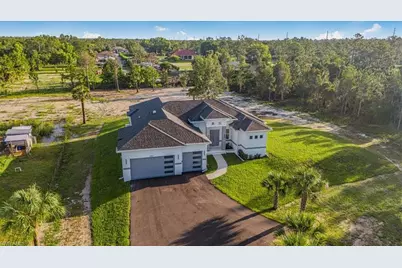 2941 37th Ave NE, Naples, FL 34120 - Photo 12