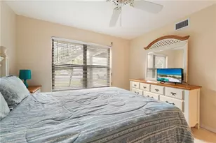 1231 Commonwealth Cir, Naples, FL 34116 - Photo 14