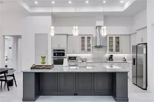 6423 Livingston Woods Ln, Naples, FL 34109 - Photo 4