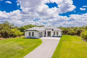 808 37th Ave NW, Naples, FL 34120 - Photo 4