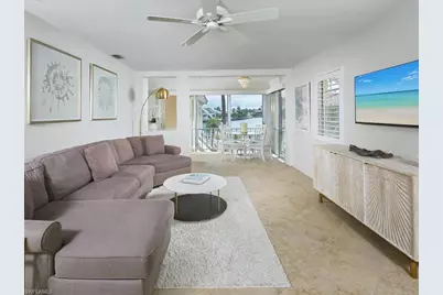 3070 Gulf Shore Blvd N #209, Naples, FL 34103 - Photo 4