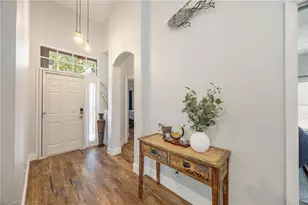 219 Glen Eagle Cir, Naples, FL 34104 - Photo 20