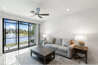 7572 Carnegie Way, Naples, FL 34119 - Photo 8