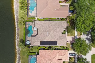 8844 Mustang Island Cir, Naples, FL 34113 - Photo 40
