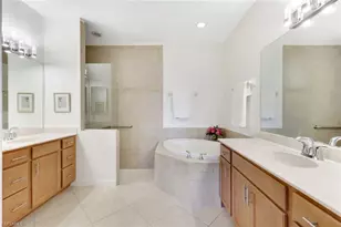 12867 Carrington Cir, Naples, FL 34105 - Photo 26