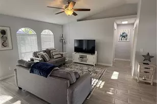 43 NE 13th Ave, Cape Coral, FL 33909 - Photo 16