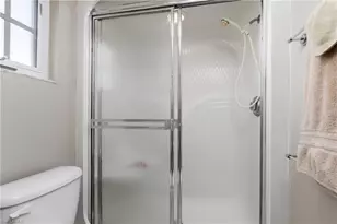 379 Gabriel Cir, Naples, FL 34104 - Photo 34