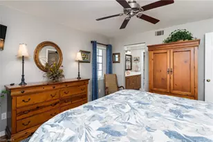 379 Gabriel Cir, Naples, FL 34104 - Photo 24