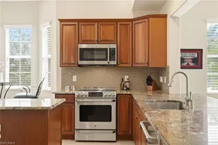 8605 Champions Point, Naples, FL 34113 - Photo 10