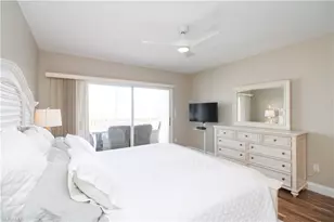 35 Bluebill Ave, Naples, FL 34108 - Photo 46