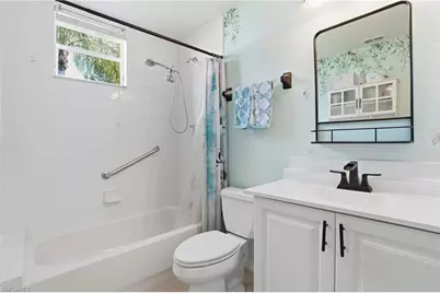 340 Robin Hood Cir #102, Naples, FL 34104 - Photo 18