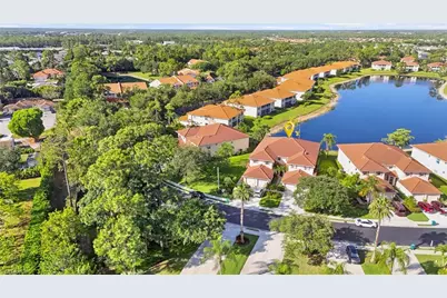 340 Robin Hood Cir #102, Naples, FL 34104 - Photo 32