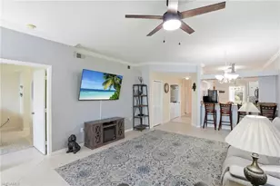 340 Robin Hood Cir, Naples, FL 34104 - Photo 10