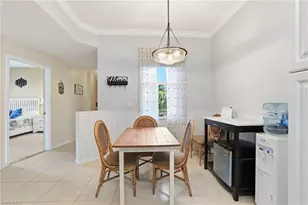 340 Robin Hood Cir, Naples, FL 34104 - Photo 12