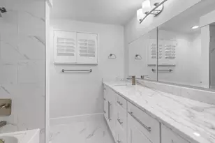 1131 Crayton Rd, Naples, FL 34102 - Photo 18