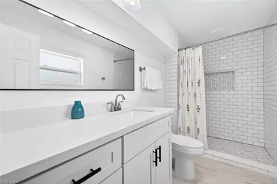 250 19th St NW, Naples, FL 34120 - Photo 28