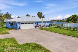 8009 Lagoon Rd, Fort Myers Beach, FL 33931 - Photo 4