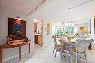 1085 Forest Lakes Dr, Naples, FL 34105 - Photo 4