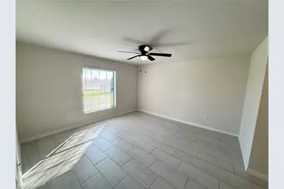 2001 SW 4th St, Cape Coral, FL 33991 - Photo 6