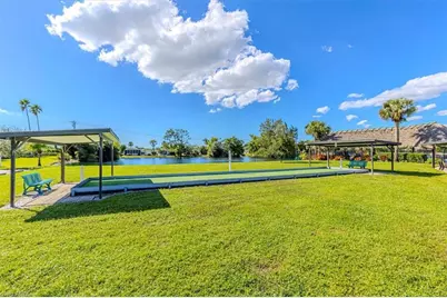 124 Versailles Cir, Naples, FL 34112 - Photo 18