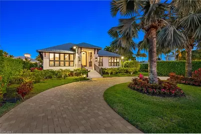 1585 Mullet Ln, Naples, FL 34102 - Photo 1