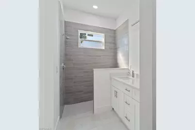 506 Trinity St E, Lehigh Acres, FL 33974 - Photo 10