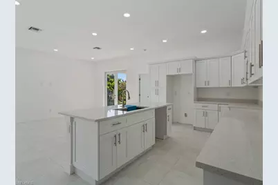 506 Trinity St E, Lehigh Acres, FL 33974 - Photo 6