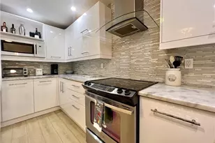 1120 Sarah Jean Cir, Naples, FL 34110 - Photo 14