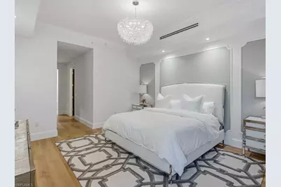 705 10th St S #202, Naples, FL 34102 - Photo 18