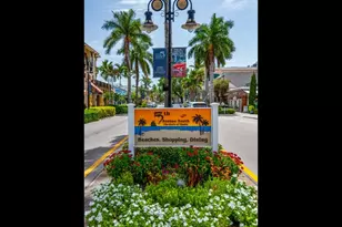 705 10th St S, Naples, FL 34102 - Photo 44