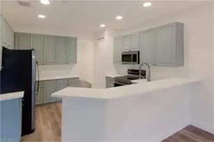 1395 Mariposa Cir, Naples, FL 34105 - Photo 8