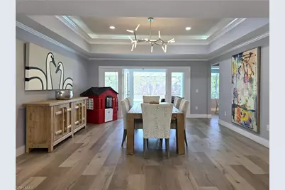 557 Parkwood Ln, Naples, FL 34103 - Photo 4