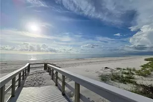 557 Parkwood Ln, Naples, FL 34103 - Photo 30