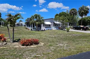 27432 Rue Viauv Ave, Bonita Springs, FL 34135 - Photo 2