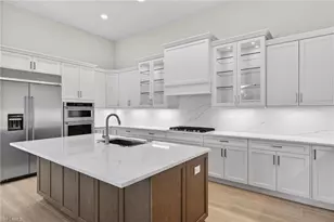 9712 Moonflower Ln, Naples, FL 34114 - Photo 14