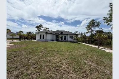 2648 24th Ave SE, Naples, FL 34117 - Photo 16