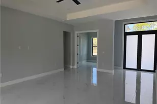 2648 24th Ave SE, Naples, FL 34117 - Photo 4