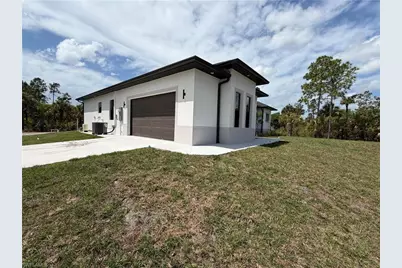 2648 24th Ave SE, Naples, FL 34117 - Photo 2