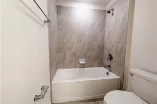 14102 Vindel Cir, Fort Myers, FL 33905 - Photo 22