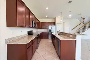 14102 Vindel Cir, Fort Myers, FL 33905 - Photo 2