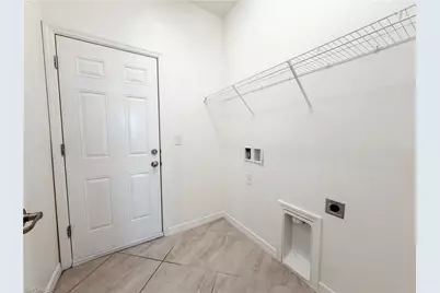 14102 Vindel Cir, Fort Myers, FL 33905 - Photo 18