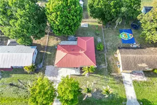 13426 First St, Fort Myers, FL 33905 - Photo 6