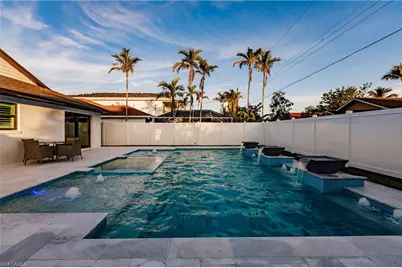 668 104th Ave N, Naples, FL 34108 - Photo 8