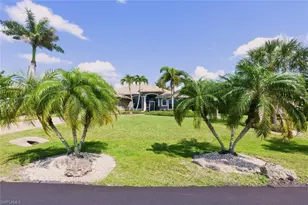 18127 Royal Hammock Blvd, Naples, FL 34114 - Photo 2