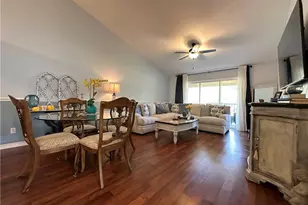 241 Robin Hood Cir, Naples, FL 34104 - Photo 8