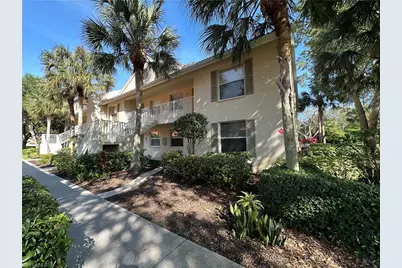 241 Robin Hood Cir #204, Naples, FL 34104 - Photo 2