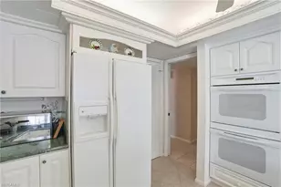 4401 Gulf Shore Blvd N, Naples, FL 34103 - Photo 14