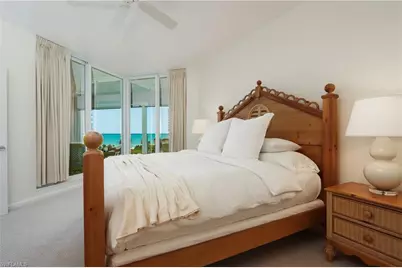60 Seagate Dr #704, Naples, FL 34103 - Photo 14